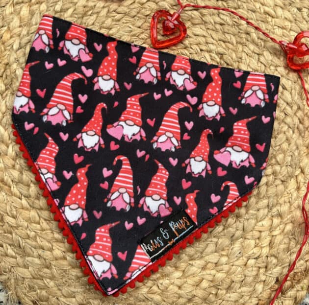 Valentine Gnome Bandana
